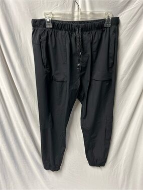 Men’s Fabletics “The One” Jogger - Large